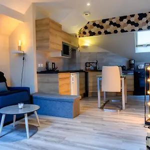  Appartement Au Bord Du D'annecy, Type Loft, Dans Avec Et Ponton Privee Frankrijk