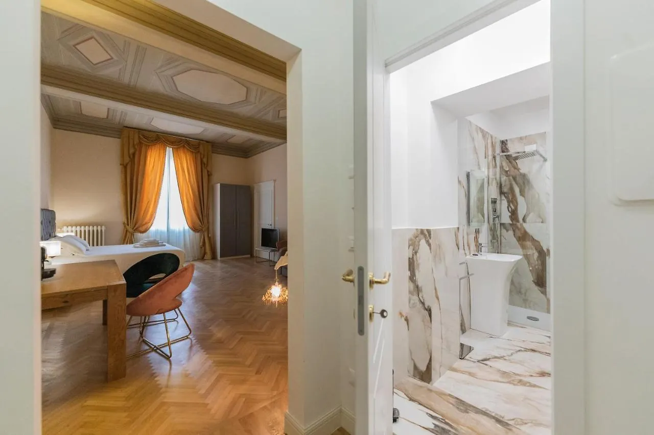 Aldrovandi Luxury Suites And Apartment Bologne 0*,